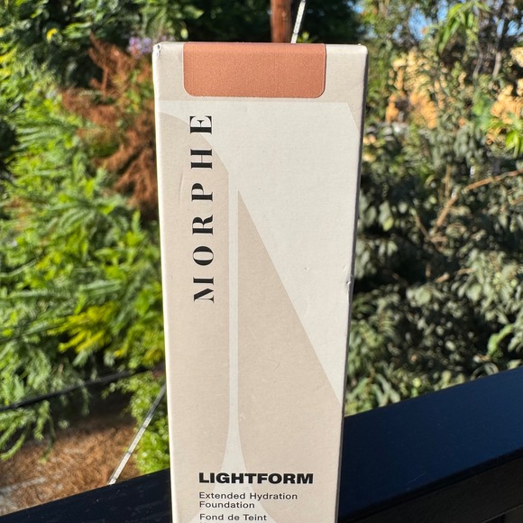 Morphe Lightform Extended Hydration Foundation TAN 19C Tan Pink Undertones - Picture 3 of 4